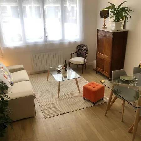 Apartment 3 Pieces Calme 20 Mn Tour Eiffel 5 Mn Versailles
